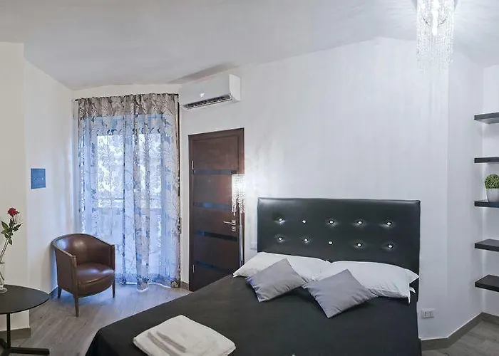 Bed & Breakfast Let's Go To